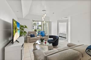 10700 NW 66th St, Doral, FL 33178, Sold 02/28/25