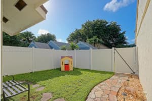 1441 Loon Ct, Homestead, FL 33035, Sold 12/12/24