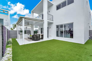 6750 NW 103rd Ave, Doral, FL 33178, Sold 03/24/25