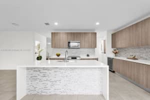 6750 NW 103rd Ave, Doral, FL 33178, Sold 03/24/25