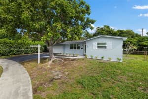 201 SW 70th Terrace, Pembroke Pines, FL 33023, Sold 01/09/25