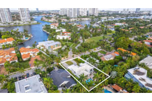 465 Golden Beach Dr, Golden Beach, FL 33160, Sold 01/31/25