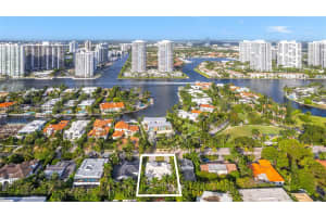 465 Golden Beach Dr, Golden Beach, FL 33160, Sold 01/31/25
