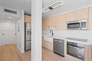1100 Alton Rd APT 5A, Miami Beach, FL 33139, Sold 04/28/25