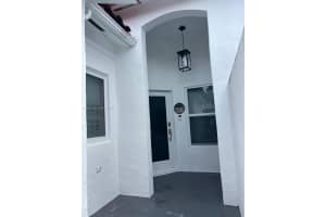 20715 SW 81st Ct, Cutler Bay, FL 33189, Sold 12/17/24