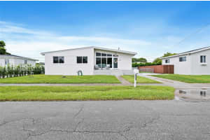 8270 SW 28th St, Miami, FL 33155, Sold 02/07/25