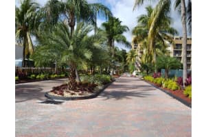 1470 NE 123rd St A902, North Miami, FL 33161, - MLS#A11686579