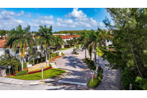 10360 NW 70th Terrace, Doral, FL 33178, Sold 03/27/25