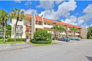 671 S Hollybrook Dr APT 210, Pembroke Pines, FL 33025, - MLS#A11686655
