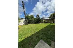 243 NE 41st St, Pompano Beach, FL 33064, Sold 04/14/25