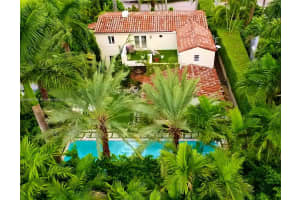 5711 N Bay Rd Miami Beach, FL 33140 - MLS#A11686758