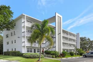 4075 Oakridge F, Deerfield Beach, FL 33442, Sold 03/14/25