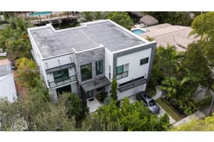 13200 Coronado Ln, North Miami, FL 33181, Sold 05/19/25