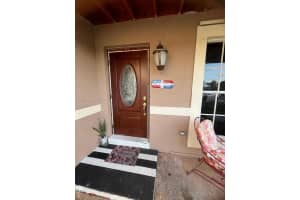 5070 SW 11th St, Plantation, FL 33317, Sold 03/17/25