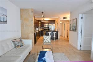 401 Ocean Dr, Miami Beach, FL 33139, Sold 02/13/25