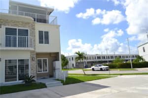 13951 SW 259th Way, Homestead, FL 33032, Sold 01/07/25
