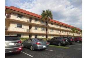 700 SE 6th Ave, Deerfield Beach, FL 33441, Sold 12/18/24