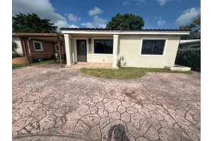 625 W 35th St, Hialeah, FL 33012, Sold 03/13/25