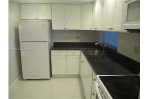 8075 SW 107th Ave fl 40, Miami, FL 33173, Sold 04/16/25