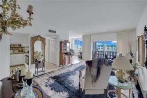4350 Hillcrest Dr, Hollywood, FL 33021, Sold 01/29/25