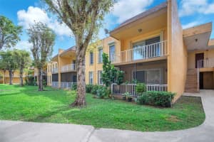 13700 SW 62nd St APT 216, Miami, FL 33183, Sold 05/14/25