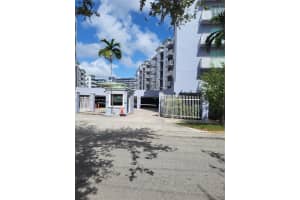 2415 NW 16th St Rd, Miami, FL 33125, Sold 12/30/24