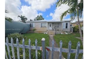 3420 E Palm Ct, Hialeah, FL 33013, Sold 03/14/25
