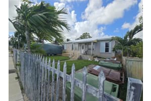 3420 E Palm Ct, Hialeah, FL 33013, Sold 03/14/25