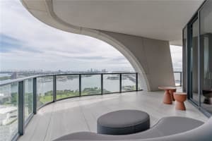1000 Biscayne Blvd 2702, Miami