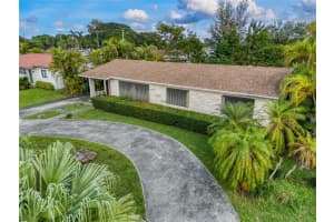 2901 SW 122nd Ct, Miami, FL 33175, Sold 02/03/25