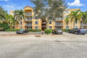 519 E Sheridan St, Dania Beach, FL 33004, Sold 08/28/25