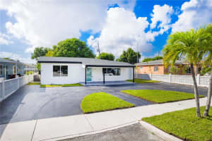 118 SE 9th Ct, Hialeah, FL 33010, Sold 03/04/25