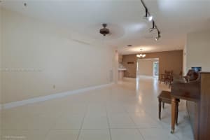 9445 SW 78th St, Miami, FL 33173, Sold 12/12/24