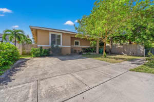 223 SW 8th St, Dania Beach, FL 33004, Sold 05/09/25