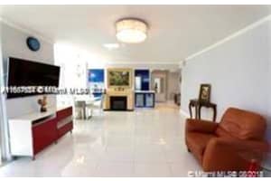 1833 S Ocean Dr PH1, Hallandale Beach, FL 33009 - MLS#A11687524