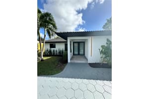 3335 Sw 65th Ave, Miami