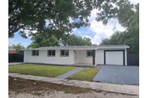 11740 SW 190th Terrace Rd, Miami, FL 33177, Sold 01/16/25