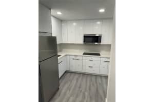 11740 SW 190th Terrace Rd, Miami, FL 33177, Sold 01/16/25