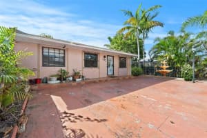 4650 Sw 129th Ave 4650 Miami, FL 33175 - MLS#A11687751