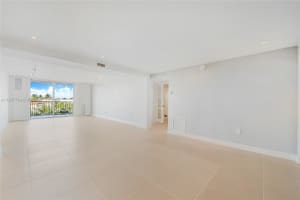 210 Seaview Dr APT 409, Key Biscayne, FL 33149, - MLS#A11687769