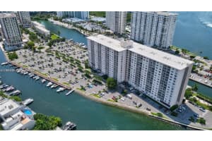 400 Kings Point Dr 911, Sunny Isles Beach