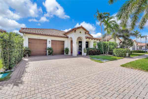 8332 NW 26th Ct, Pembroke Pines, FL 33024, Sold 02/28/25