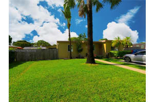 4220 SW 101st Ave, Miami, FL 33165, Sold 08/20/25
