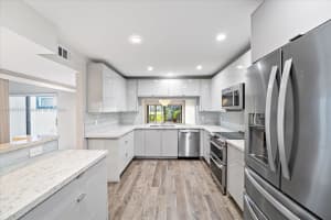 294 Fairway Cir, Weston, FL 33326, Sold 04/15/25