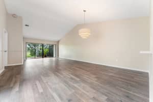294 Fairway Cir, Weston, FL 33326, Sold 04/15/25