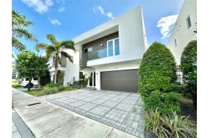 9734 NW 75th St, Doral, FL 33178, Sold 01/10/25