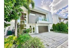 9734 NW 75th St, Doral, FL 33178, Sold 01/10/25