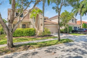 831 Sunflower Cir, Weston, FL 33327, Sold 01/02/25