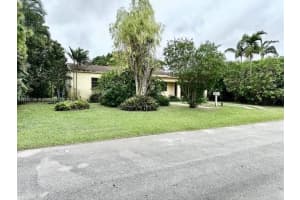 6610 SW 45th St, Miami, FL 33155, Sold 01/06/25