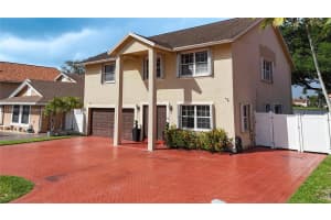 7807 NW 187th Terrace, Hialeah, FL 33015, Sold 04/30/25